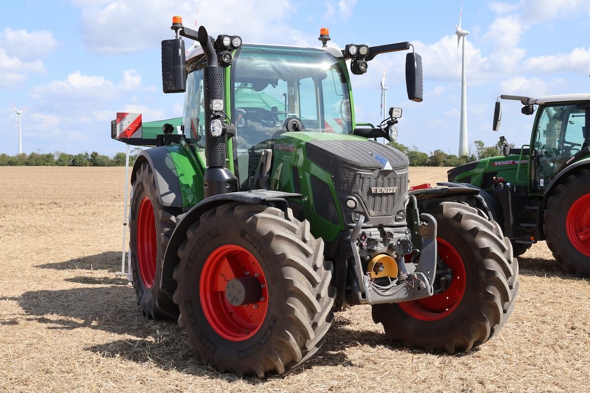 I sistemi di trattamento dei gas di scarico ribassati non ostacolano la visibilità a bordo della cabina dei nuovi 500 Vario Gen 4